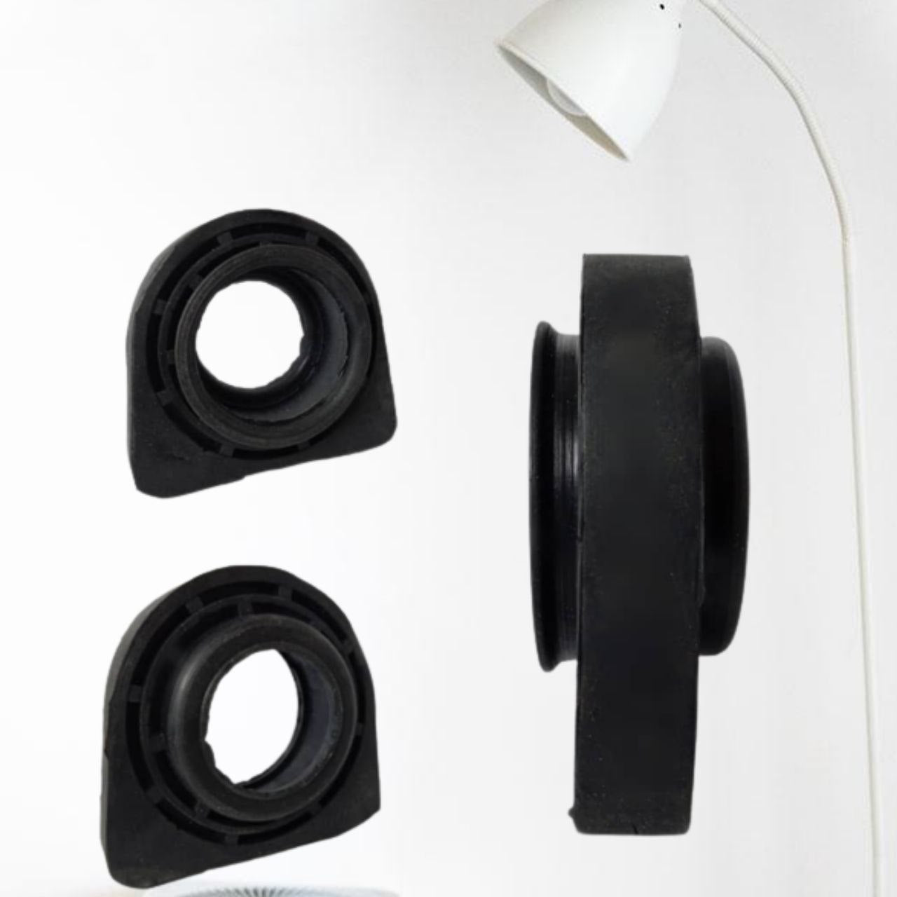 GOMA DE SOPORTE PUENTE CARDAN O CHUMACERA GJ033. CAMIONES 750.