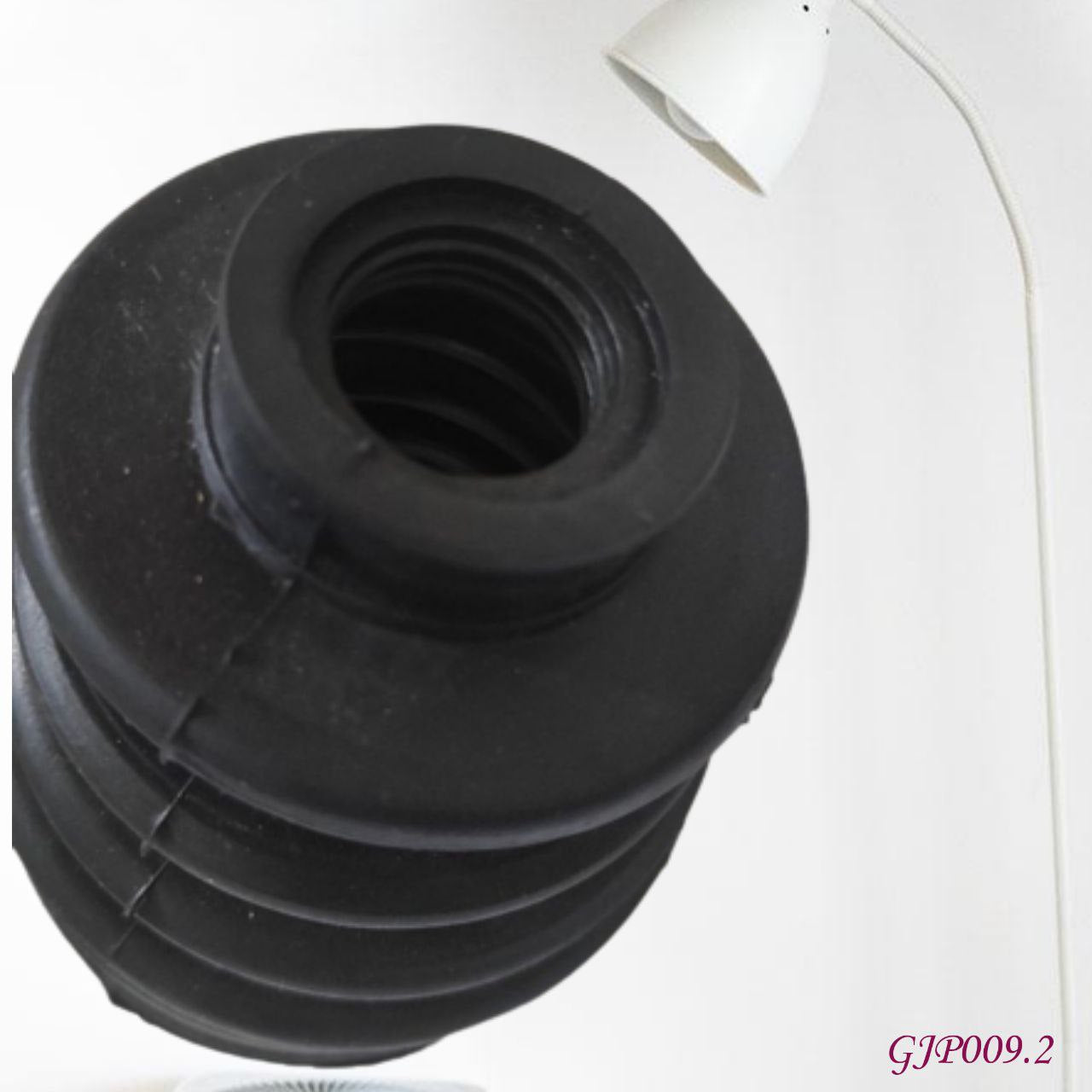 GUARDAPOLVO TRICETA GJP009.2 Chevrolet Spark Steem Swift Kía Picanto Chery Arauca X1 QQ Ford Festiva Fiesta Daewoo Matiz Tico Dama Venirauto Turpial Honda Fit