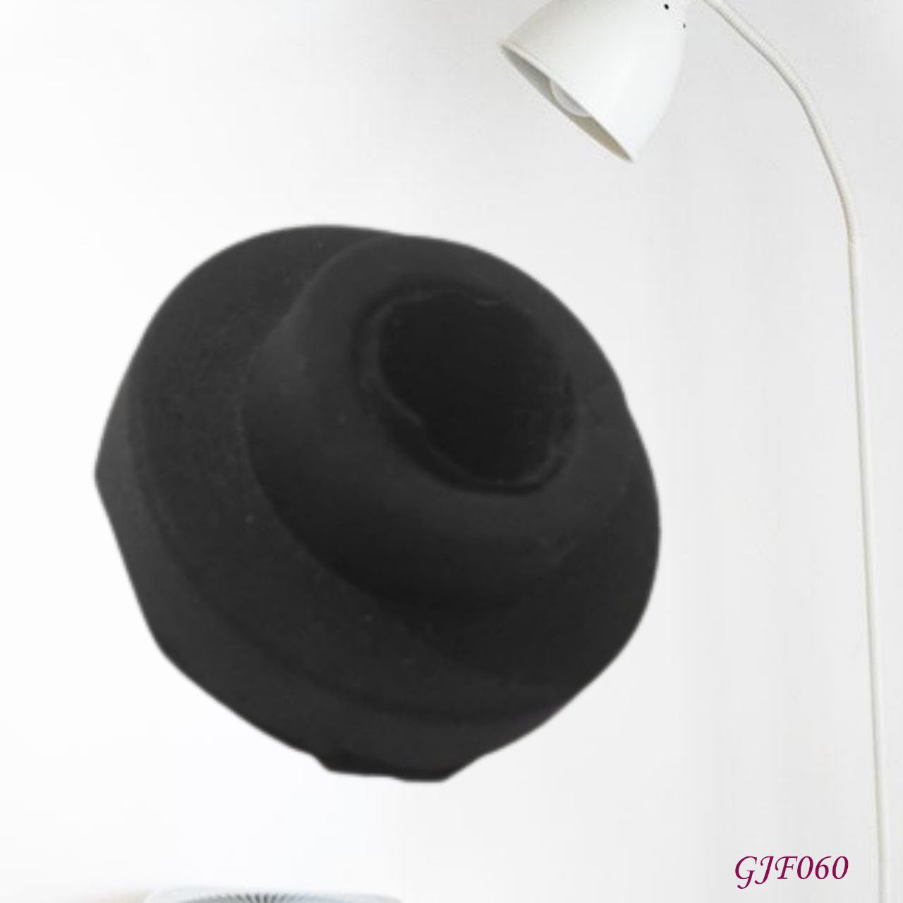 TAPA VALVULA CHEVROLET. HUECO PEQUEÑO. GJF060 / DFK-5627