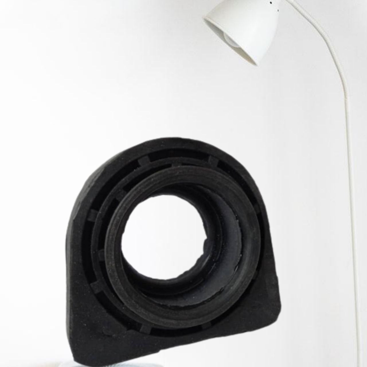 GOMA DE SOPORTE PUENTE CARDAN O CHUMACERA GJ033. CAMIONES 750. – INCRESCA