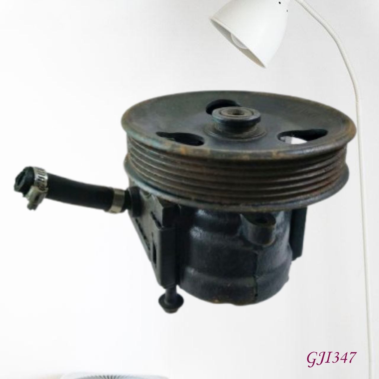 BOMBA DIRECCIÓN HIDRÁULICA GJI437 Chevrolet Ford Jeep